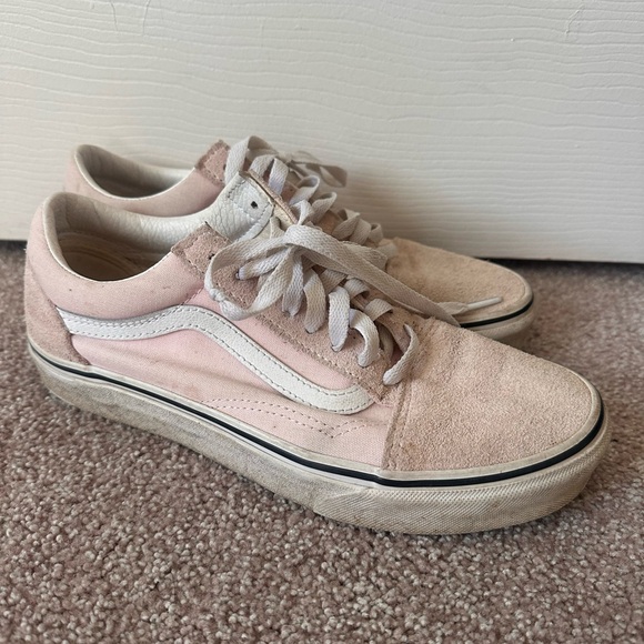 Vans Shoes - Vans Women's Soft Pink Shoes